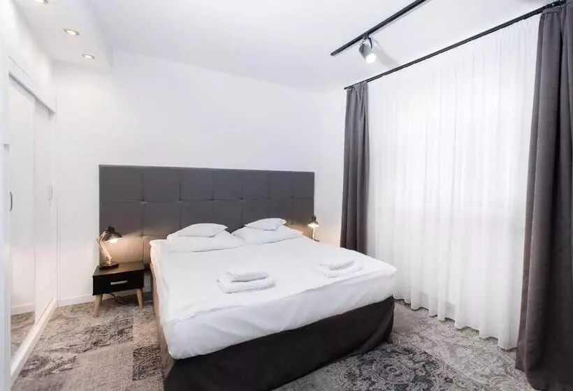 בית מלון כפרי Nafta Krosno