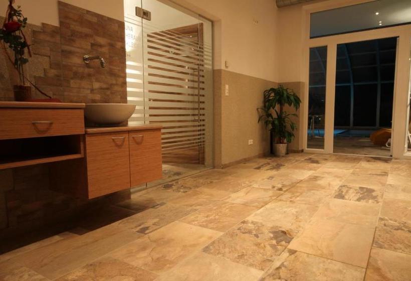 בית מלון כפרי Panoramadorf Saualpe