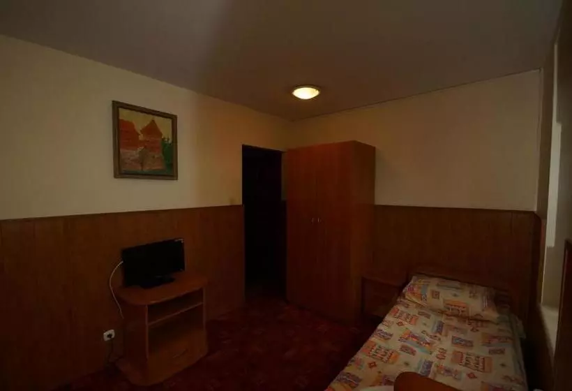 Szálloda Prohibicja Peter's Pub