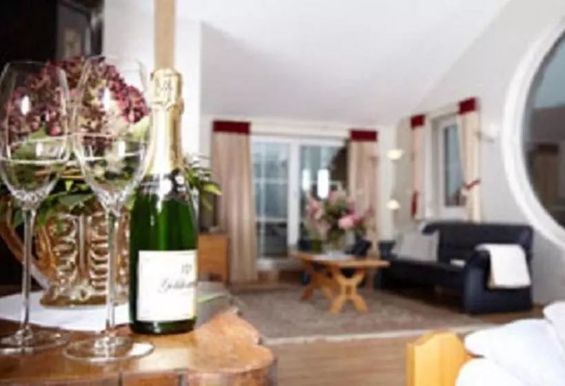 호텔 Restaurant Café Rapp