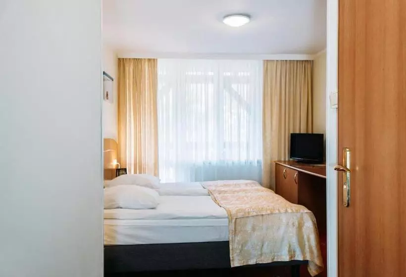 בית מלון כפרי Tajty