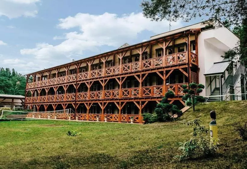 בית מלון כפרי Tajty