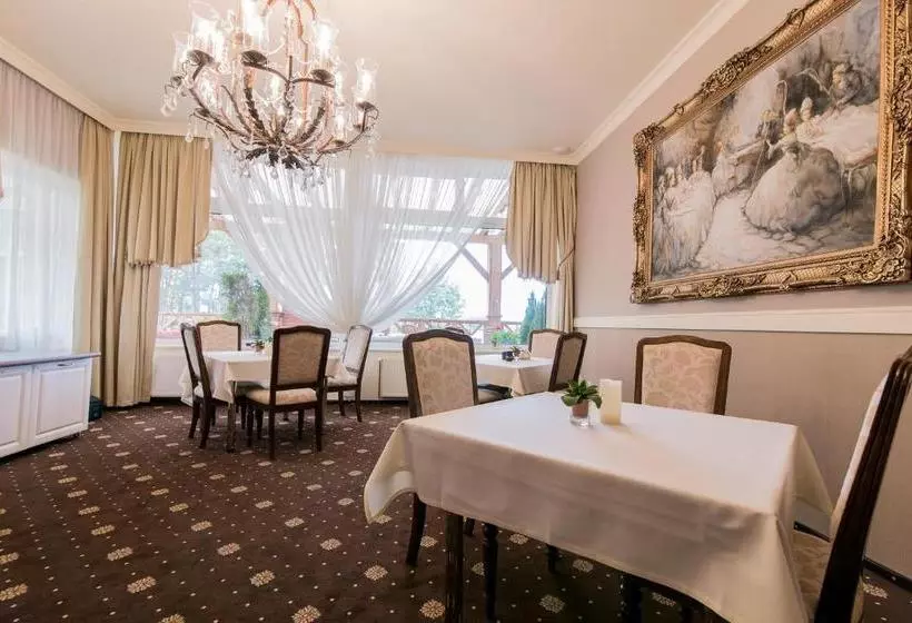 בית מלון כפרי Tajty