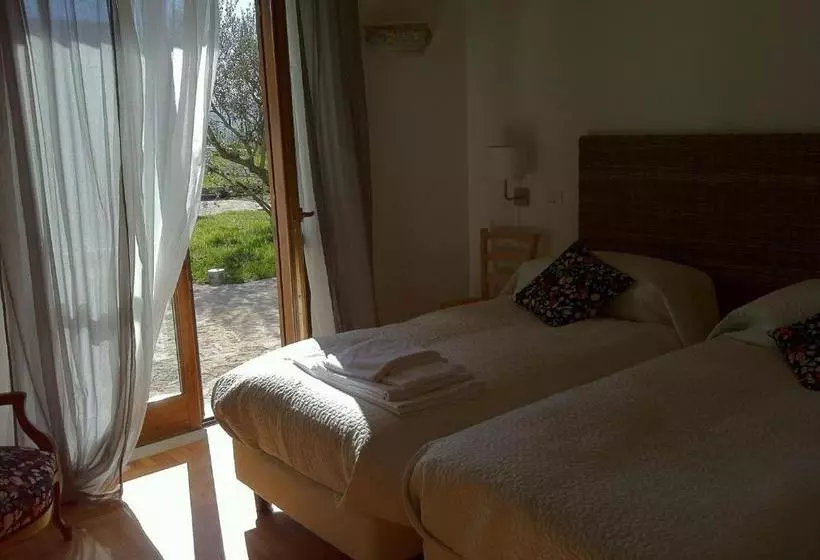 هتل Taverna Centomani