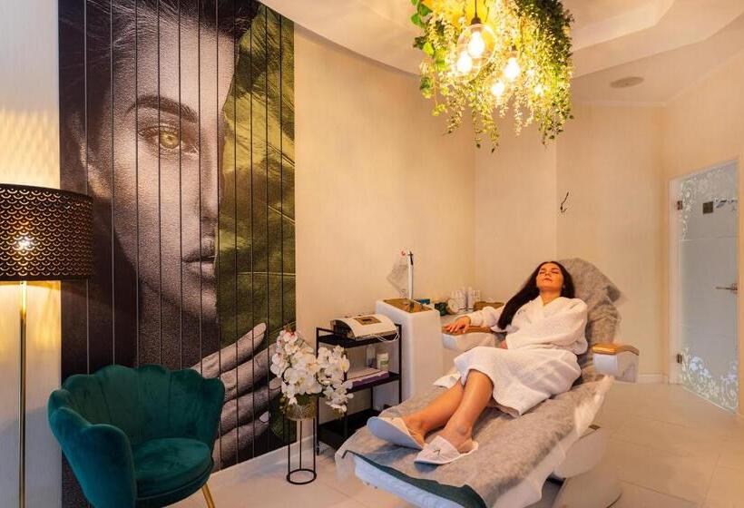 فندق Verde Montana Wellness & Spa