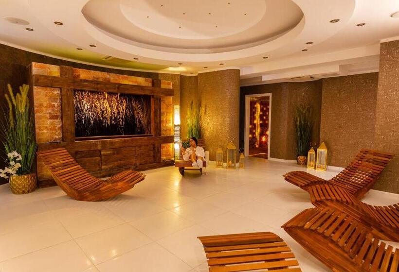 فندق Verde Montana Wellness & Spa