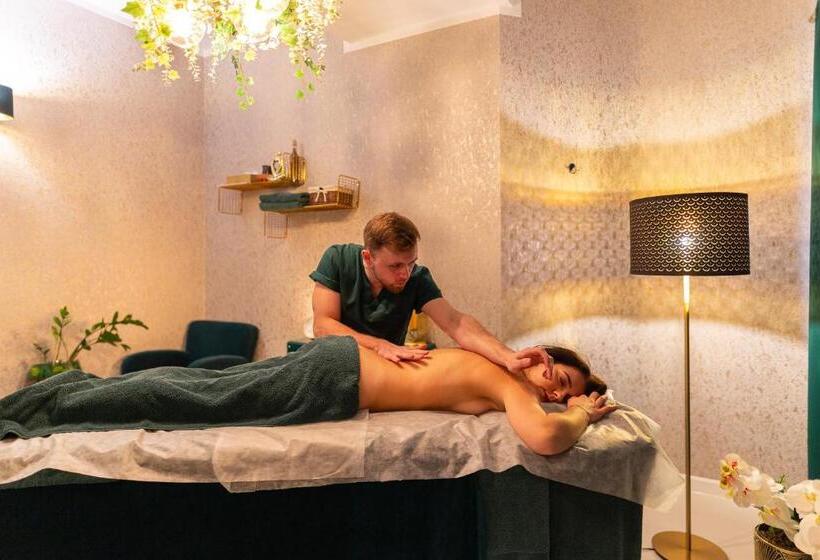 فندق Verde Montana Wellness & Spa