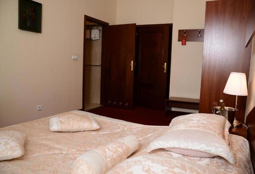 בית מלון כפרי Zamkowy