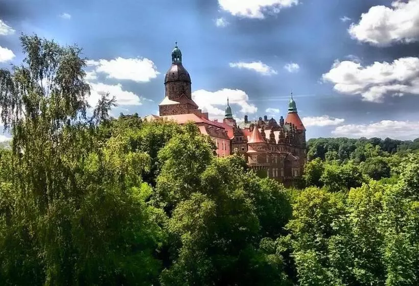 בית מלון כפרי Zamkowy