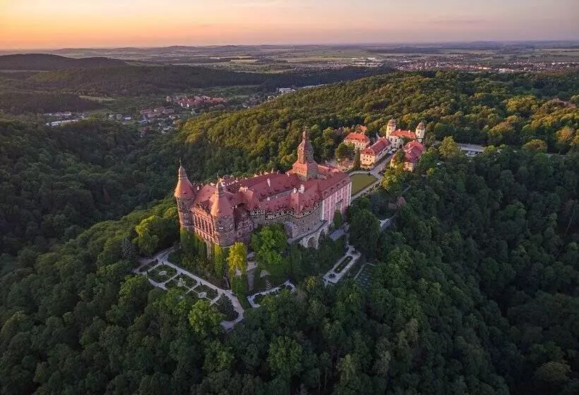 בית מלון כפרי Zamkowy