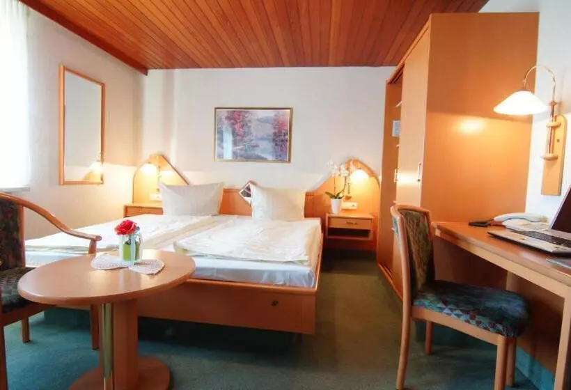 ホテル Zum Schiffchen