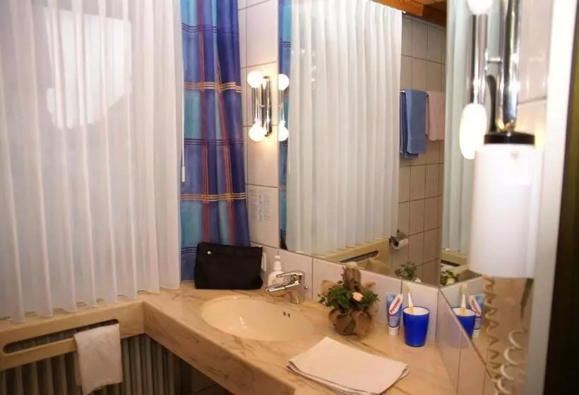 ホテル Zum Schiffchen