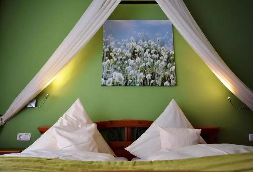 فندق Zum Waldnaabtal