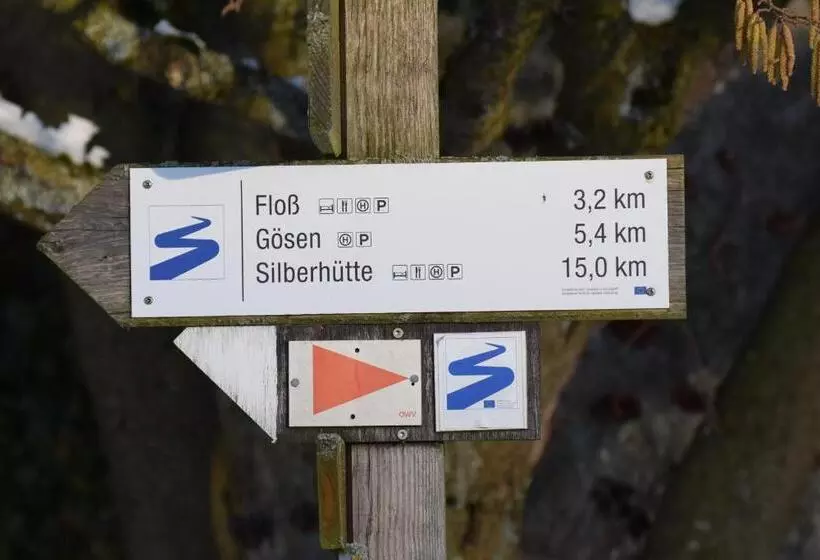 فندق Zum Waldnaabtal