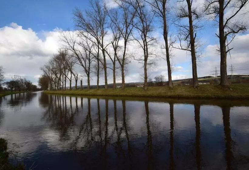 فندق Zum Waldnaabtal