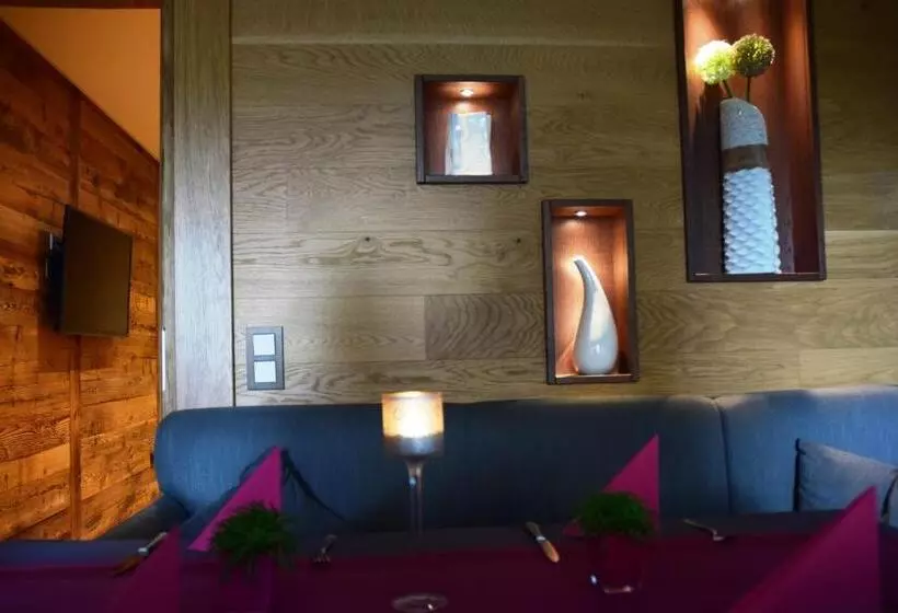 فندق Zum Waldnaabtal