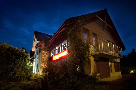 Neohotel Airport