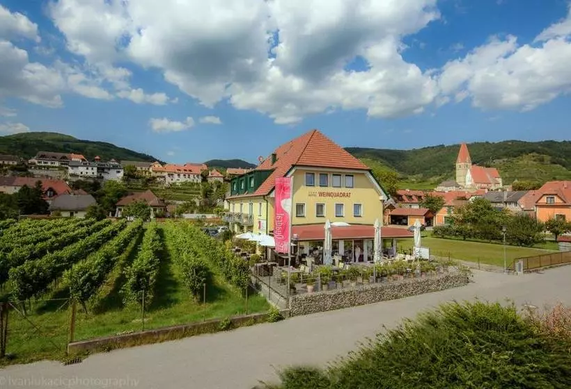 Panzió Garni Weinquadrat