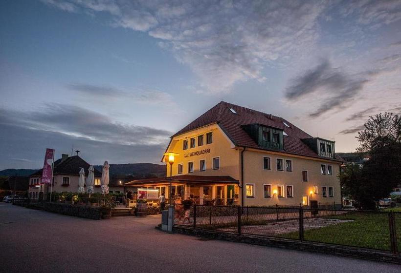 펜션 Garni Weinquadrat
