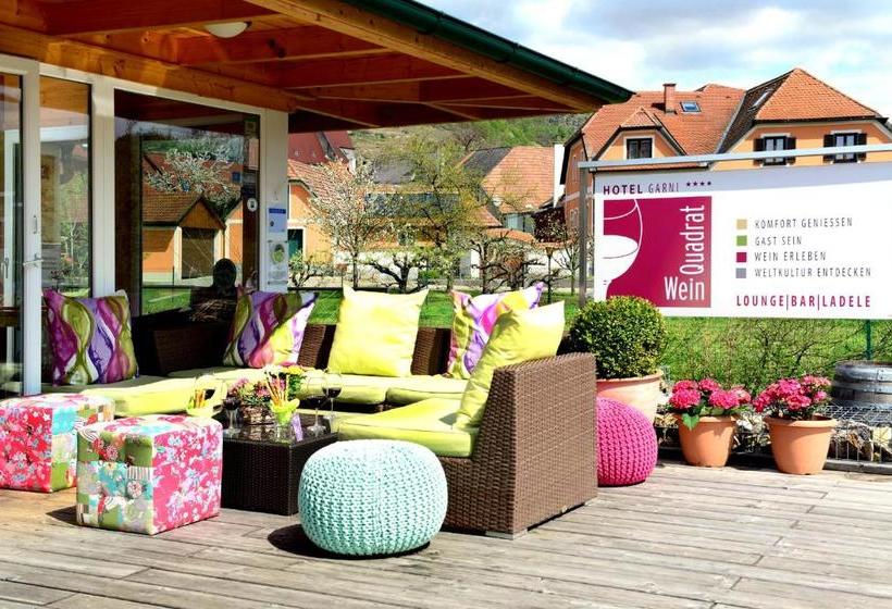 펜션 Garni Weinquadrat