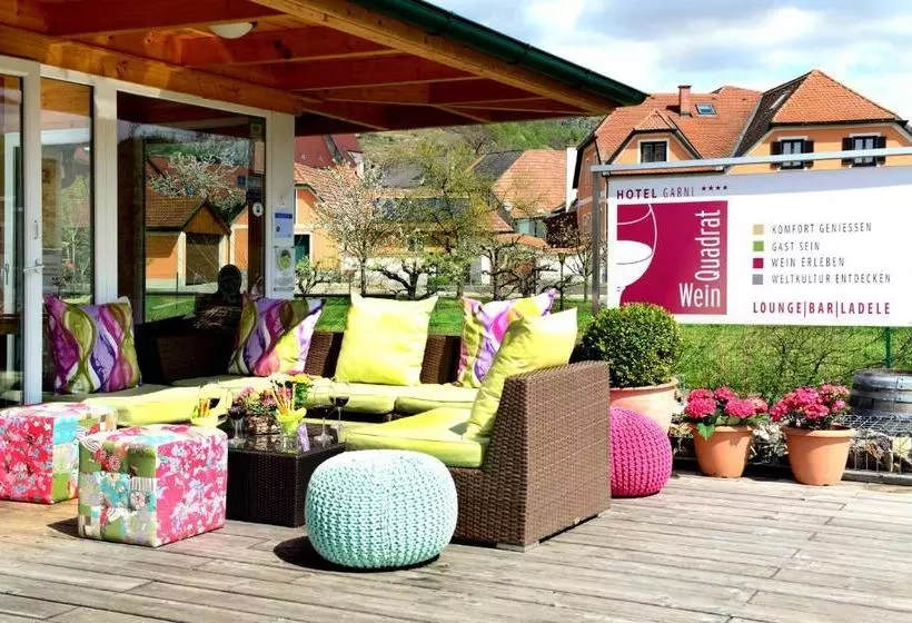 Panzió Garni Weinquadrat