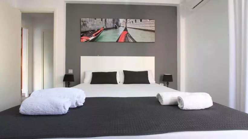 Click&booking Apartamentos Skorpios