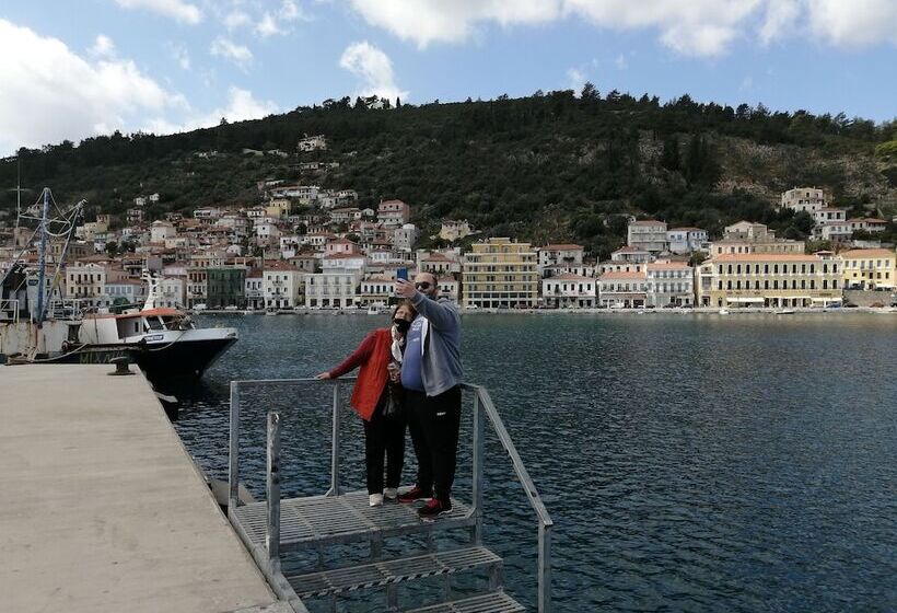 酒店 Elaionas Studios