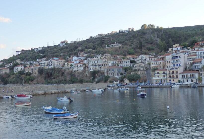 酒店 Elaionas Studios