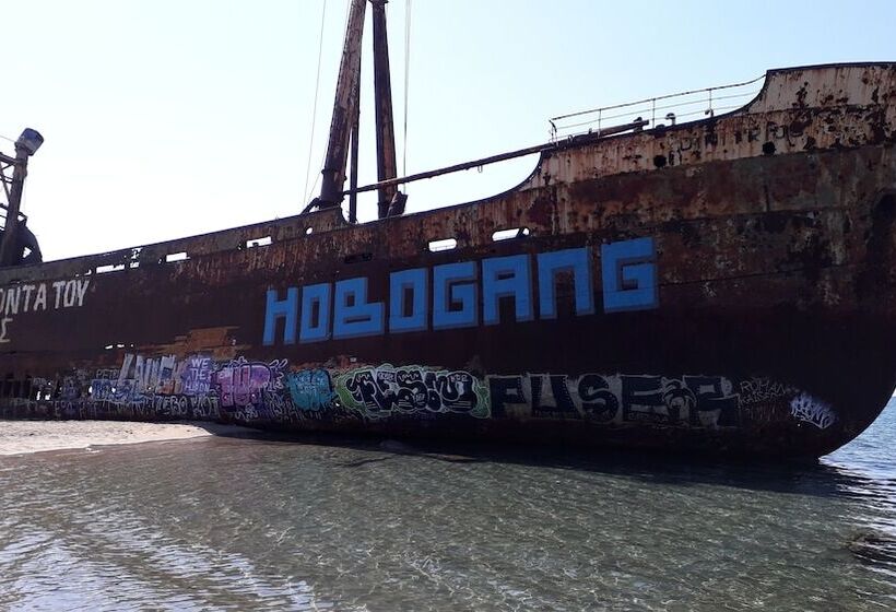 酒店 Elaionas Studios