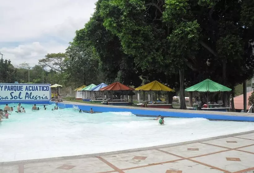 Hotelli Y Parque Acuatico Agua Sol Alegría