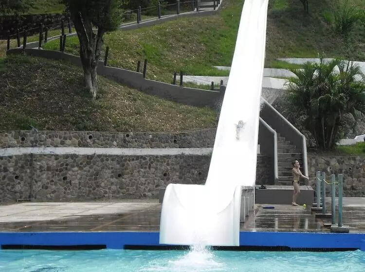 Hotelli Y Parque Acuatico Agua Sol Alegría