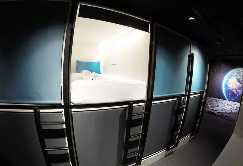 Lunohod Capsule Hostel