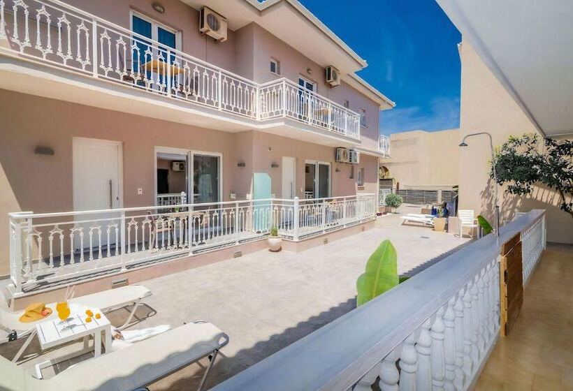 پانسیون Nikos & Maria Studios Ii