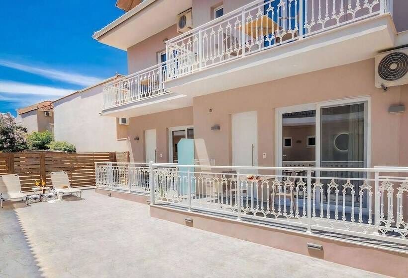 پانسیون Nikos & Maria Studios Ii