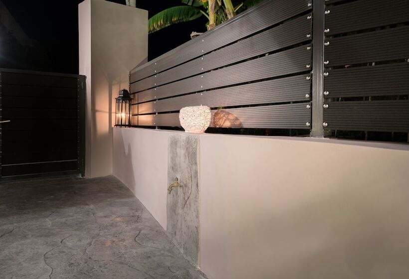 پانسیون Nikos & Maria Studios Ii