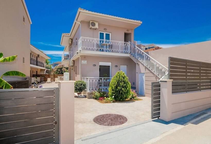 پانسیون Nikos & Maria Studios Ii