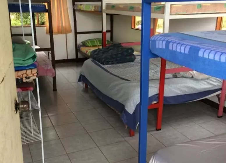 ユースホステル Retiro El Santuario