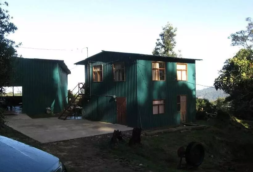 ユースホステル Retiro El Santuario