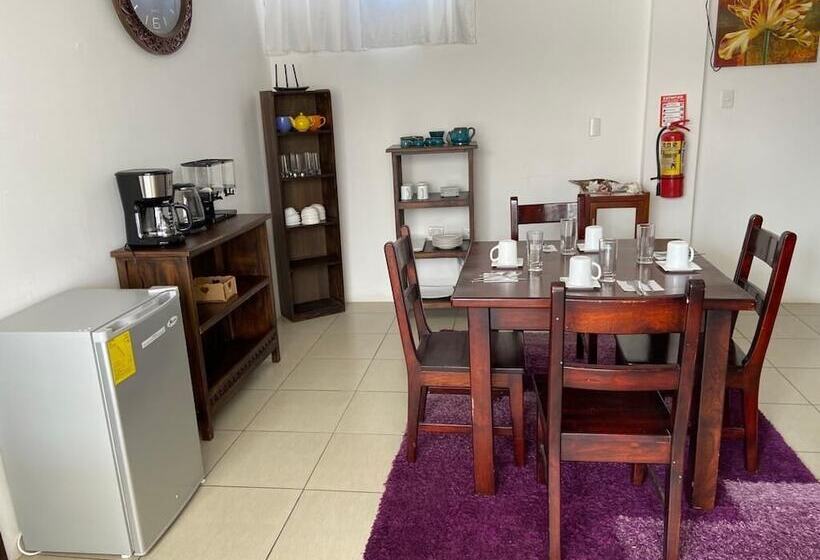 Hostal Carpao Lodging