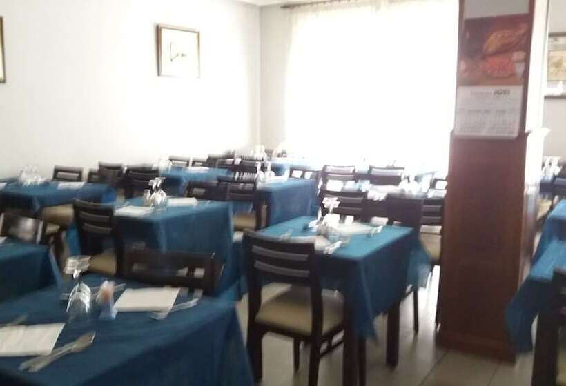 Hostal Restaurante Delfin