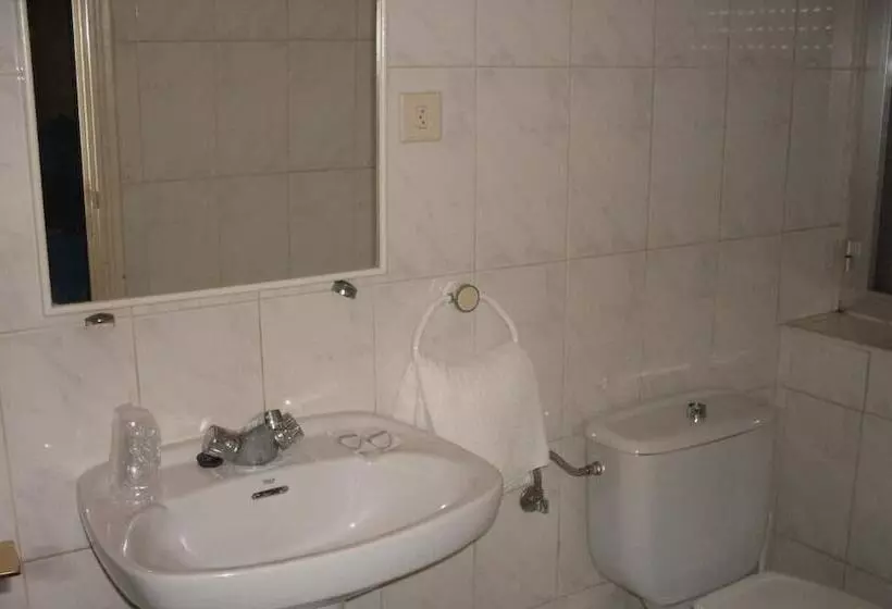 Hostal Restaurante Delfin