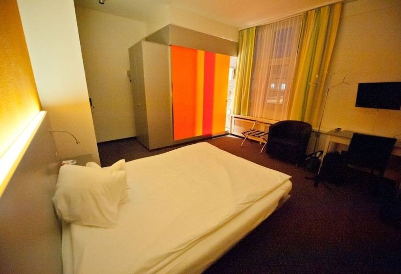 هتل & Gasthaus Die Perle