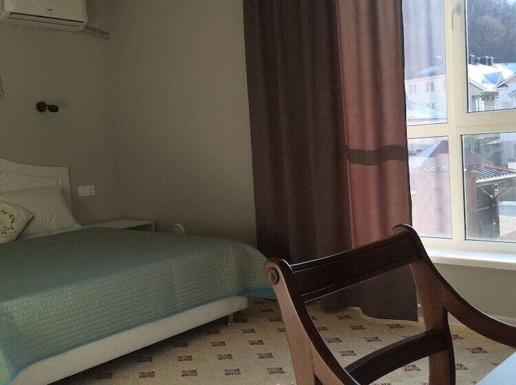 هتل Family Stories