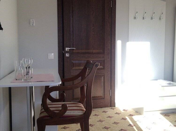 هتل Family Stories