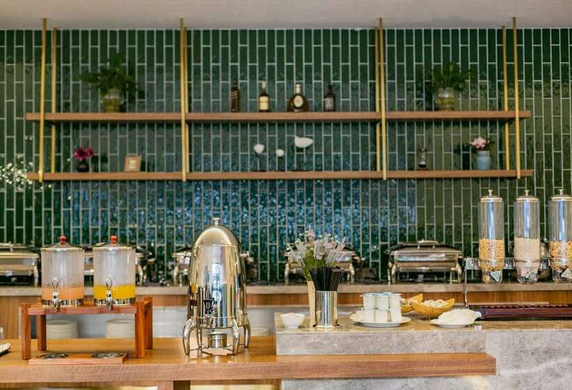 Hotel Ibis Styles Xi'an Bell And Drum Tower Square Muslim Quarter