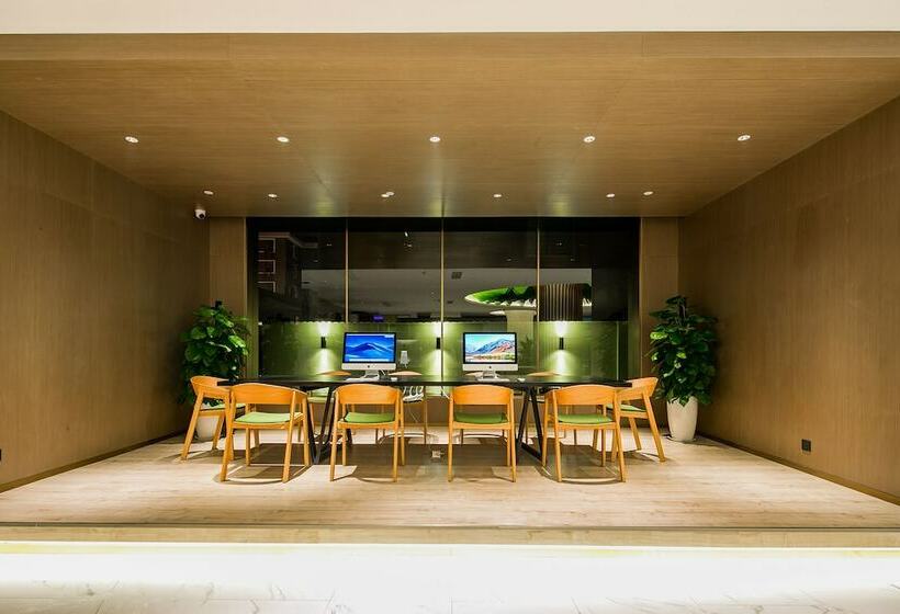 Hotel Ibis Styles Xi'an Bell And Drum Tower Square Muslim Quarter