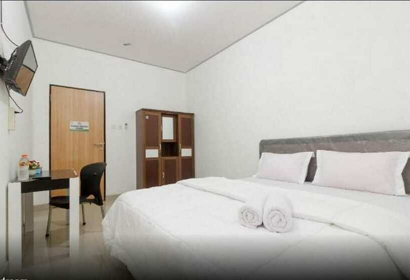 Отель Koolkost Syariah Near Jalan Pramuka Banjarmasin