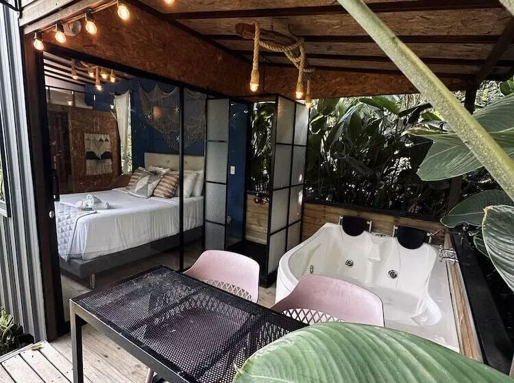 田舎風ホテル Botanico Glamping