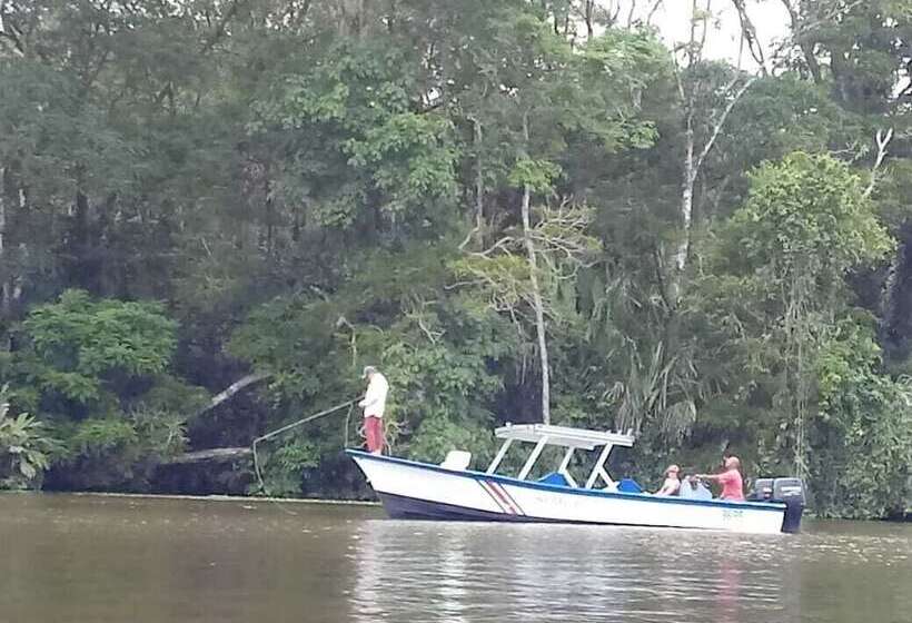 هتل Toucan & Tarpon