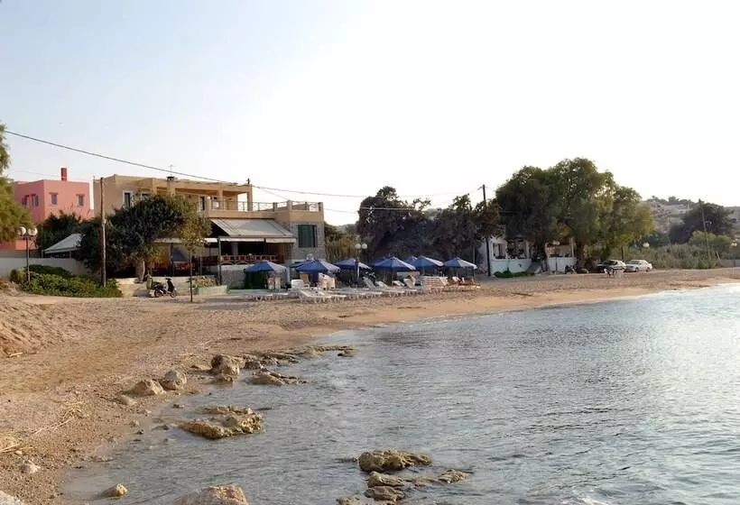 ホテル Vagia Beach Apartments